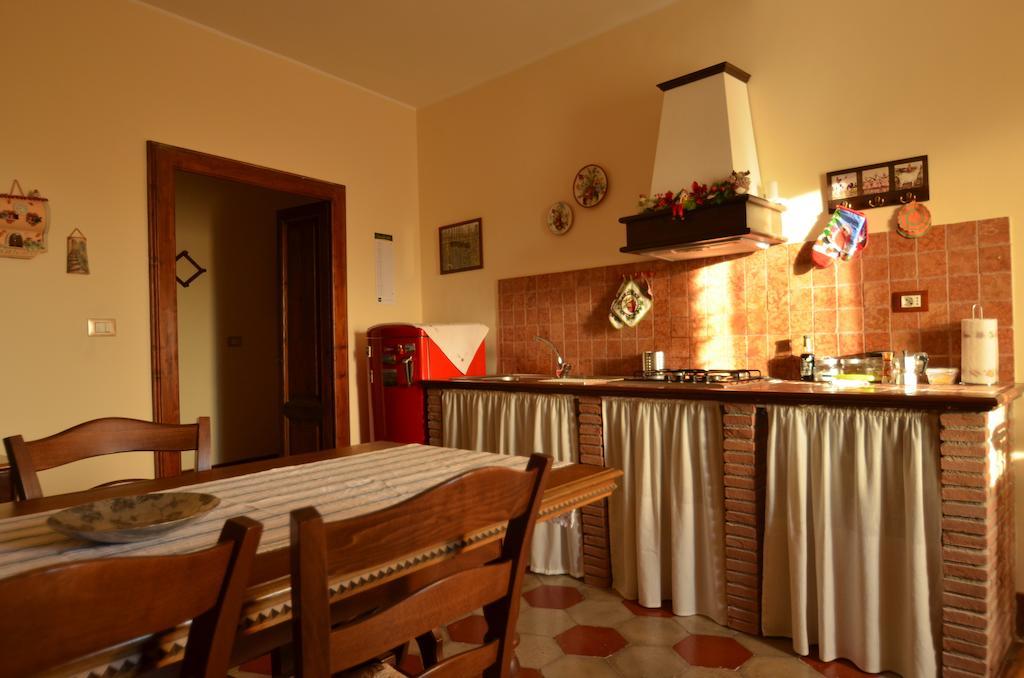 Residence Villa Valsi Santo Stefano Di Sessanio Rum bild