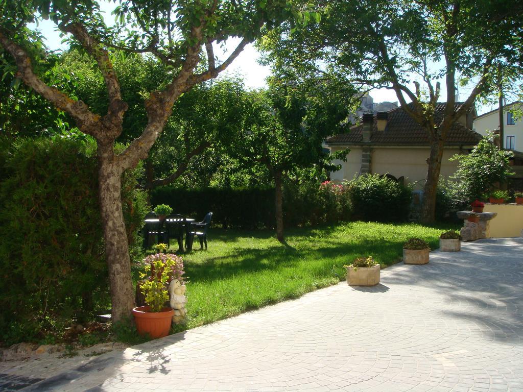 Residence Villa Valsi Santo Stefano Di Sessanio Rum bild