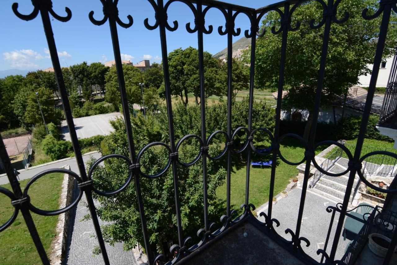 Residence Villa Valsi Santo Stefano Di Sessanio Exteriör bild