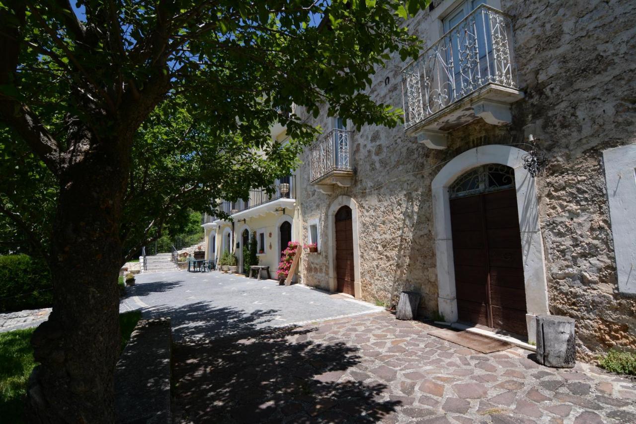 Residence Villa Valsi Santo Stefano Di Sessanio Exteriör bild