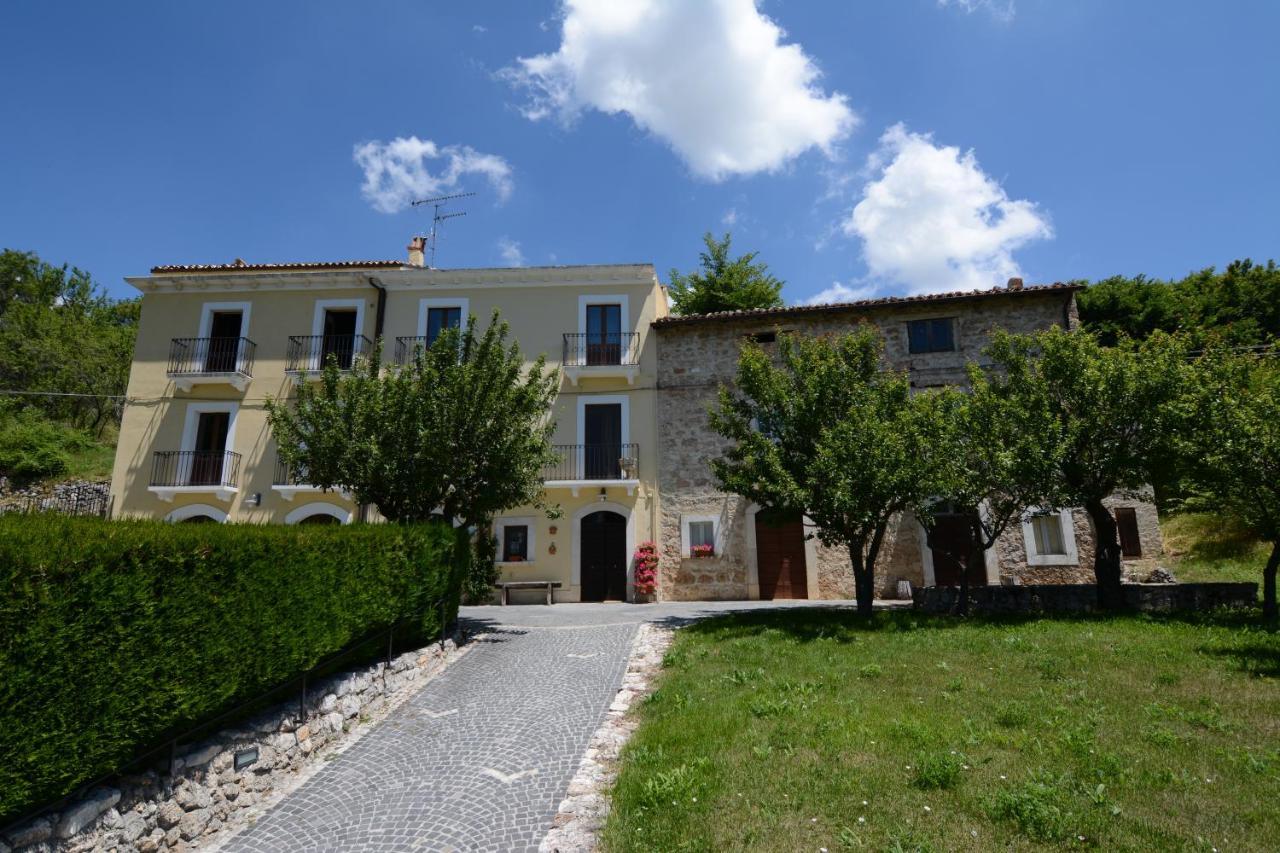 Residence Villa Valsi Santo Stefano Di Sessanio Exteriör bild
